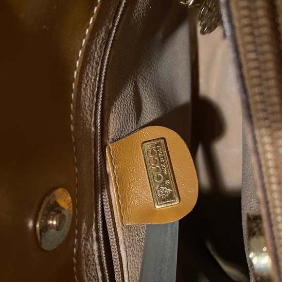 Gucci Vintage Bucket Bag - Picture 8 of 16